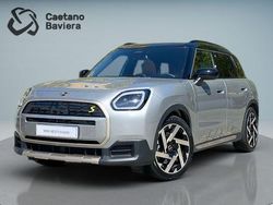 Cinza Usado 2024 Mini Countryman Favoured SUV | € 51.900