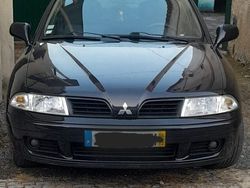 Usado 2004 Mitsubishi Carisma Sedan | € 2.500
