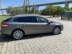 Usado 2009 Renault Laguna III Sedan | € 9.500