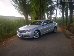Cinza Usado 2010 Mercedes E350 Avantgarde Coupé | € 18.990
