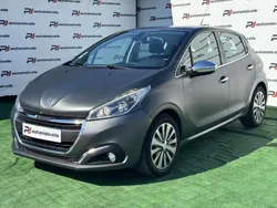 Cinza escuro Usado 2017 Peugeot 208 Style Citadino | € 10.500 (Preço justo)