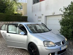 Usado 2004 VW Golf V Sedan | € 3.150