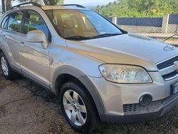 Cinzento Usado 2008 Chevrolet Captiva SUV | € 6.200 (Preço justo)