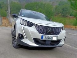 Branco Usado 2022 Peugeot e-2008 GT SUV | € 22.000 (Preço justo)