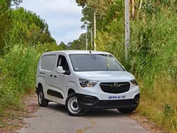 Branco Usado 2020 Opel Combo Monovolume | € 13.900 (Preço justo)