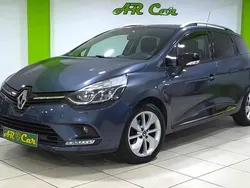 Cinzento Usado 2017 Renault Clio GrandTour Carrinha | € 8.990 (Bom preço)