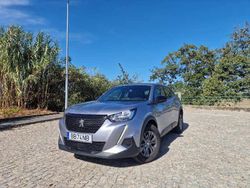 Cinzento Usado 2023 Peugeot 2008 SUV | € 21.990 (Preço justo)