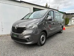 Cinza Usado 2017 Renault Trafic Van | € 25.900