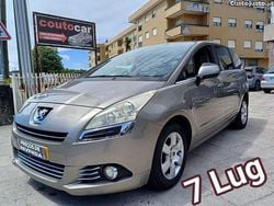 Castanho Usado 2010 Peugeot 5008 Monovolume | € 6.499 (Preço justo)
