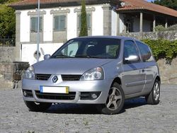 Cinzento Usado 2007 Renault Clio II | € 3.450 (Preço justo)