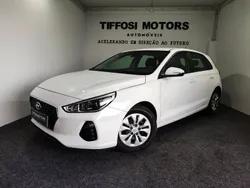 Branco Usado 2018 Hyundai i30 Comfort | € 14.250 (Preço justo)