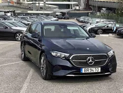Azul Novo 2025 Mercedes E300 Carrinha | € 65.800 (Super Preço)