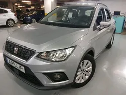 Cinza Usado 2020 Seat Arona Style SUV | € 14.900 (Preço justo)