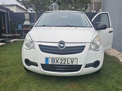 Usado 2010 Opel Agila Citadino | € 3.600
