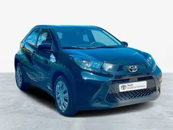Preto Usado 2023 Toyota Aygo X-play Citadino | € 17.500 (Preço justo)