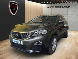 Cinzento Usado 2018 Peugeot 3008 Citadino | € 16.450 (Preço justo)