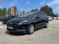 Branco Usado 2018 Opel Zafira Innovation Sedan | € 15.900 (Preço justo)