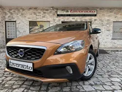 Castanho Usado 2013 Volvo V40 CC Momentum Carrinha | € 12.500 (Preço justo)