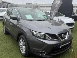 Cinzento Usado 2014 Nissan Qashqai SUV | € 15.400 (Preço elevado)
