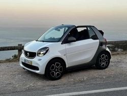 Branco Usado 2017 Smart ForTwo Cabrio Cabrios | € 12.000