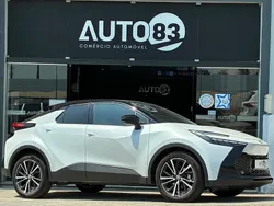 Branco Usado 2024 Toyota C-HR Lounge SUV | € 34.990 (Bom preço)