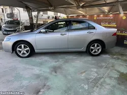 Cinza Usado 2004 Honda Accord Executive Citadino | € 5.900