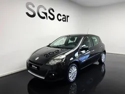 Preto Usado 2011 Renault Clio II Dynamique | € 7.500