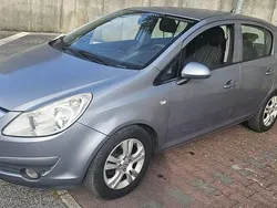 Usado 2010 Opel Corsa Enjoy Sedan | € 5.500 (Preço justo)