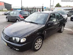 Preto Usado 2000 Toyota Corolla Sedan | € 2.599