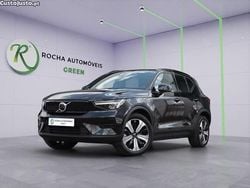 Preto Usado 2022 Volvo XC40 Core SUV | € 32.999 (Preço elevado)