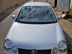Cinzento Usado 2005 VW Polo Citadino | € 2.800 (Bom preço)