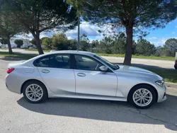 Cinzento Usado 2019 BMW 330e Sedan | € 26.800 (Preço elevado)