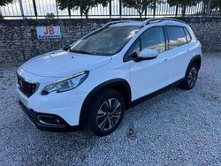 Branco Usado 2016 Peugeot 2008 Allure SUV | € 12.950 (Preço justo)