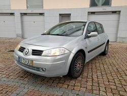 Usado 2003 Renault Mégane II Sedan | € 1.450 (Bom preço)