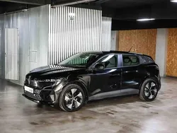 Preto Usado 2023 Renault Mégane | € 25.990 (Bom preço)