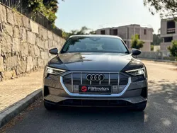 Cinzento Usado 2020 Audi e-tron Advanced SUV | € 29.990 (Super Preço)