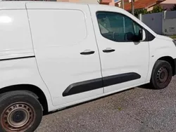 Branco Usado 2021 Opel Combo Monovolume | € 17.000 (Caro)