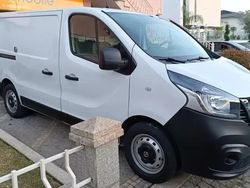 Branco Usado 2020 Nissan NV300 Van | € 20.900