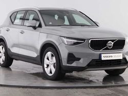 Cinzento Usado 2024 Volvo XC40 SUV | € 35.480 (Preço justo)