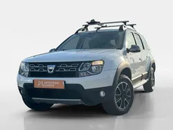 Branco Usado 2016 Dacia Duster Prestige SUV | € 15.490 (Preço justo)