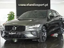 Cinza Usado 2021 Volvo V60 R-Design Carrinha | € 34.990 (Preço justo)