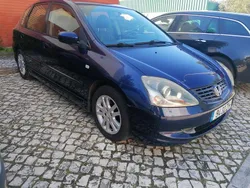 Usado 2004 Honda Civic Sedan | € 3.000 (Preço justo)