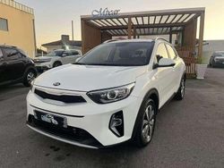 Branco Usado 2021 Kia Stonic EX SUV | € 13.750 (Preço justo)