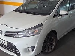 Usado 2013 Toyota Verso Monovolume | € 10.000
