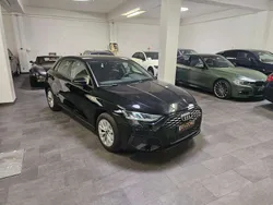 Preto Usado 2022 Audi A3 Sportback e-tron Sedan | € 26.990 (Preço justo)