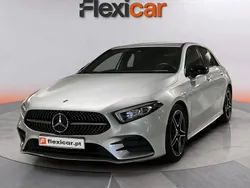 Cinza Usado 2020 Mercedes A180 AMG line | € 25.990 (Preço justo)
