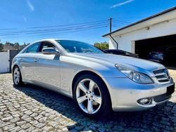 Cinzento Usado 2010 Mercedes CLS350 Sedan | € 17.900