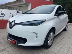 Branco Usado 2018 Renault Zoe Life Citadino | € 12.500 (Preço justo)