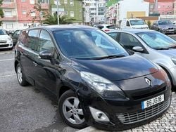 Preto Usado 2010 Renault Grand Scénic III Monovolume | € 4.000 (Bom preço)
