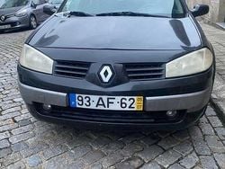 Usado 2005 Renault Mégane II Sedan | € 2.300 (Preço justo)